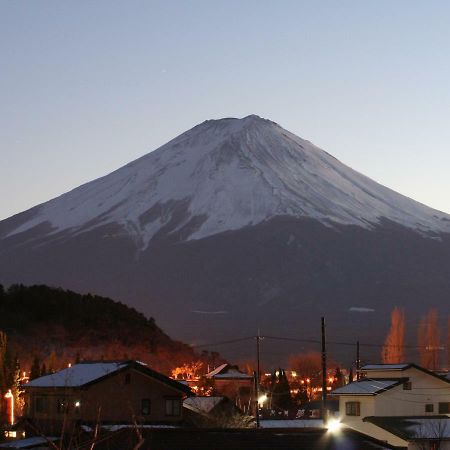 Gasthof Melange Fujikawaguchiko Exterior photo