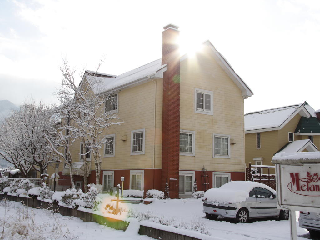 Gasthof Melange Fujikawaguchiko Exterior photo