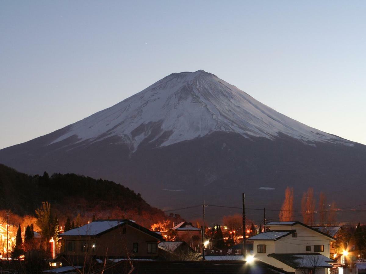 Gasthof Melange Fujikawaguchiko Exterior photo